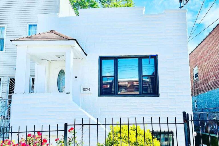 Exterior Paint Installation